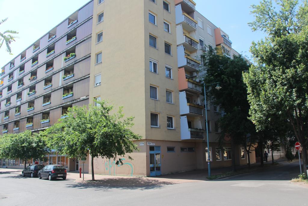 Verona Apartman Σέγκεντ Εξωτερικό φωτογραφία