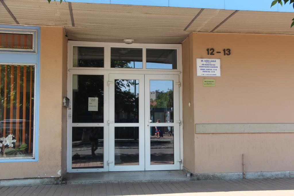 Verona Apartman Σέγκεντ Εξωτερικό φωτογραφία